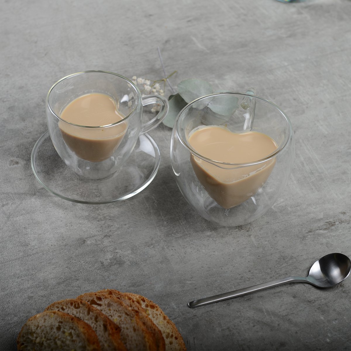 Lot of 2 double glass cups with heart shape - CozyVibe.eu