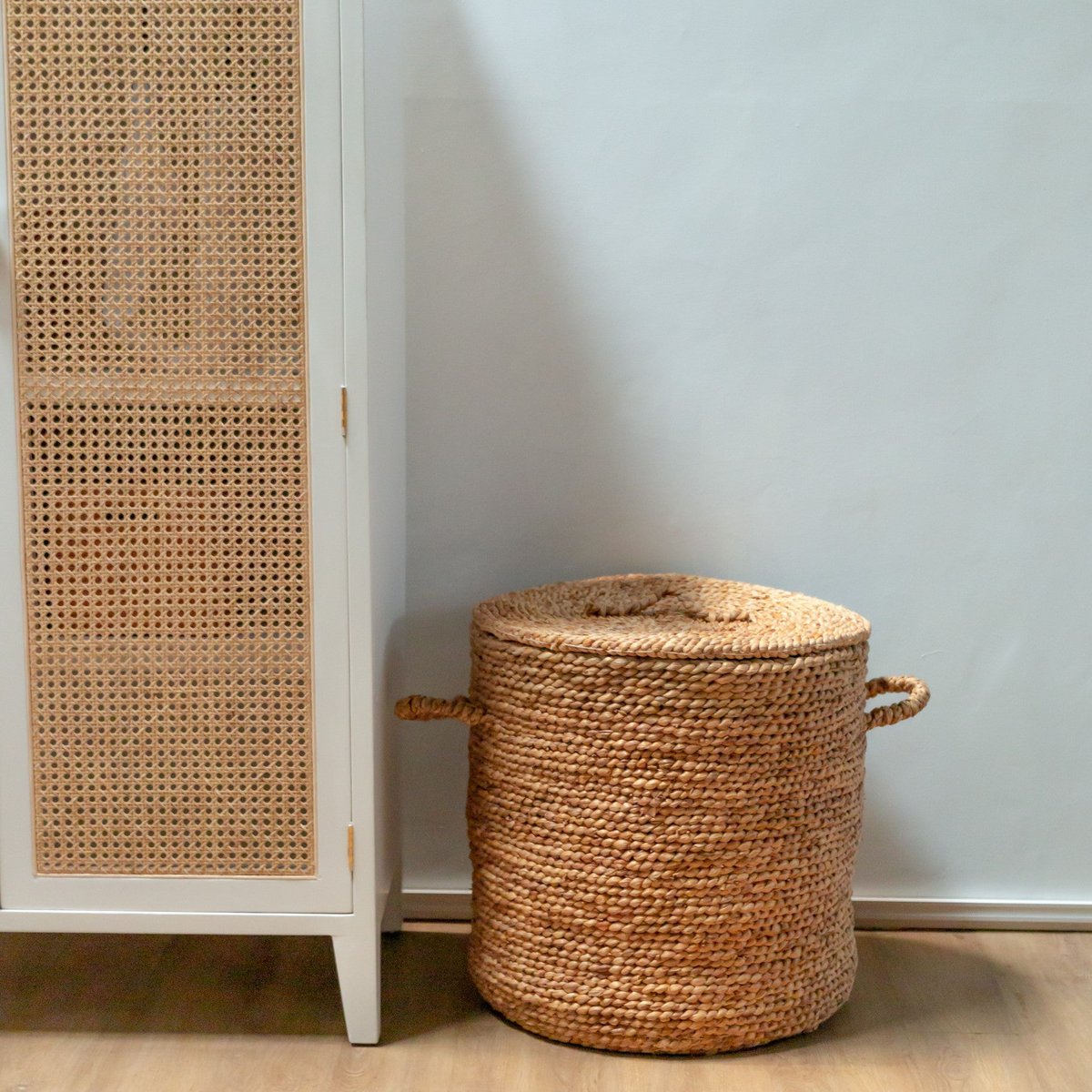 
Boho-style water hyacinth laundry basket for cozy home décor by CozyVibe

