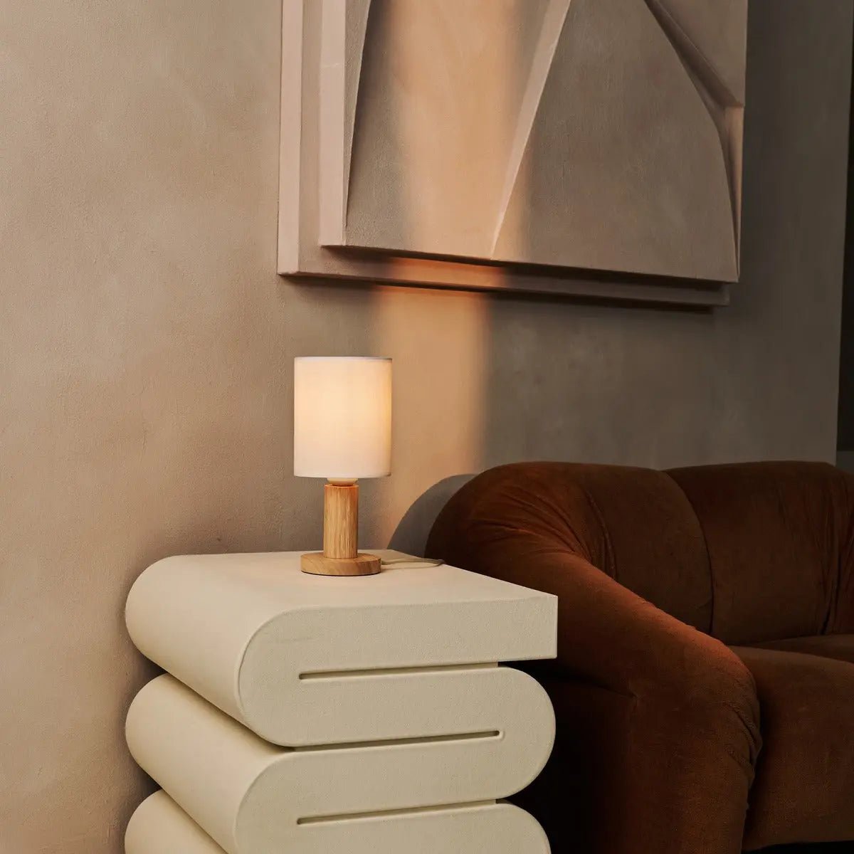 Boris Light Brown – Fabric Shade Lamp | Wooden Base Design - CozyVibe.eu