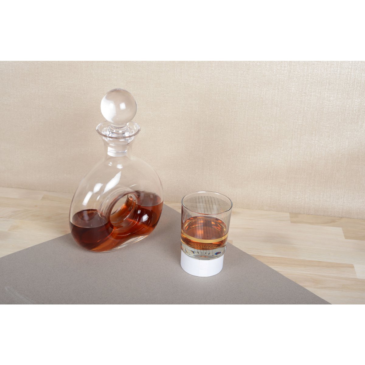 Elegante glazen whiskykaraf – Luxe decanteerkaraf voor sterke drank 27,5 cm – 19 × 27,5 cm
