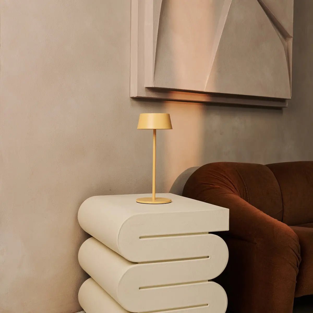 Hugo Amber Yellow tafellamp – Oplaadbaar en dimbaar
