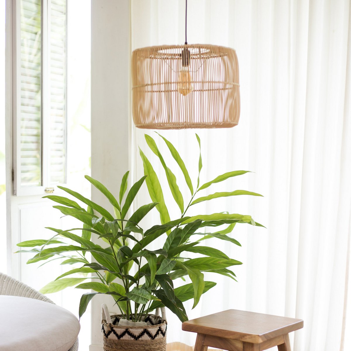 LIKU Rattan Pendant Lamp – Handmade Boho Lampshade Design - CozyVibe.eu