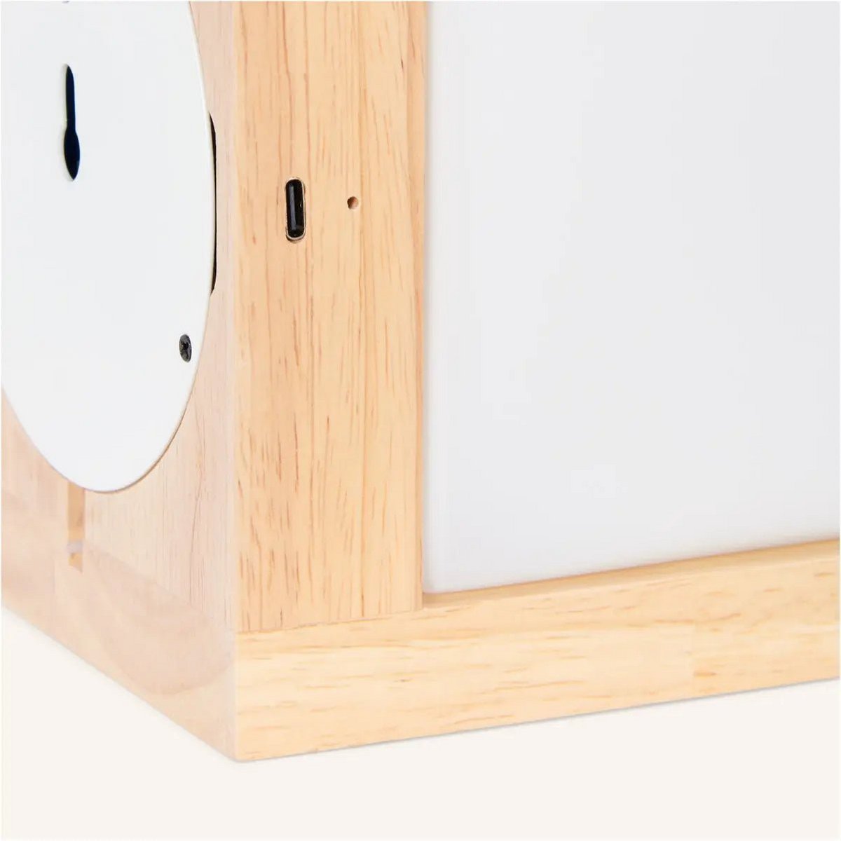 Lizzy Wall Lamp – Rechargeable Wooden Light, Dimmable & Stylish - CozyVibe.eu