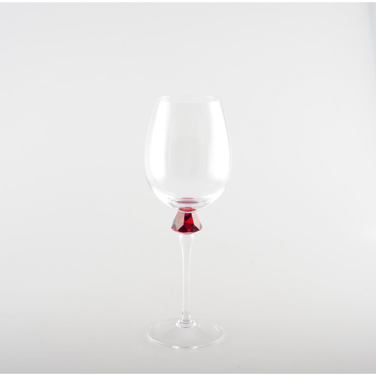 Lot of 4 wine glasses with extra accent on foot - CozyVibe.eu
