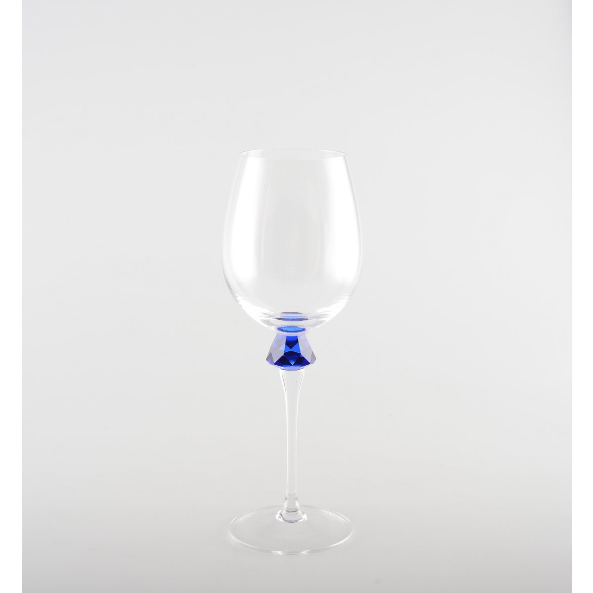 Lot of 4 wine glasses with extra accent on foot - CozyVibe.eu