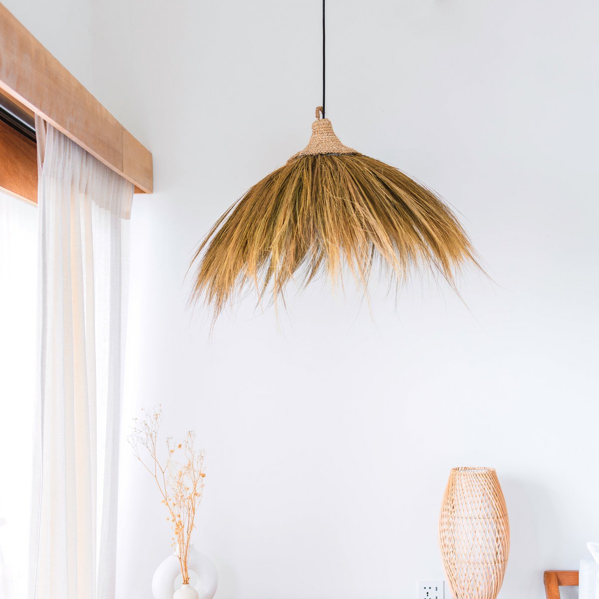 MAWANA Seagrass Lampshade – Large Boho Pendant Light - CozyVibe.eu