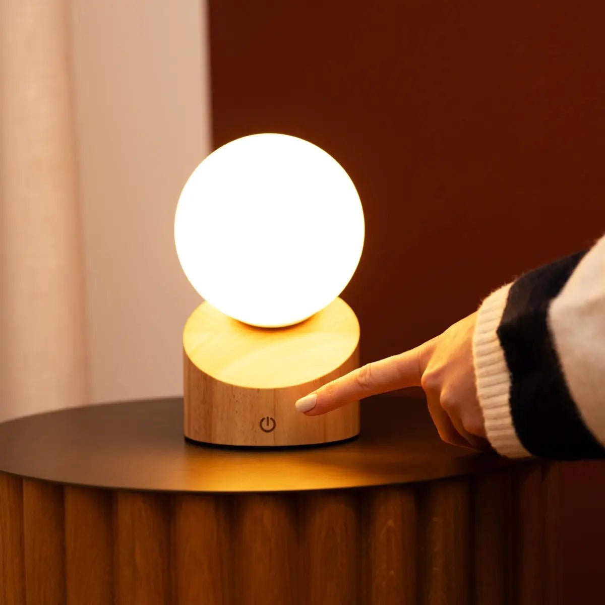 Morris Light Brown Rechargeable Lamp – Cordless Dimmable Design - CozyVibe.eu