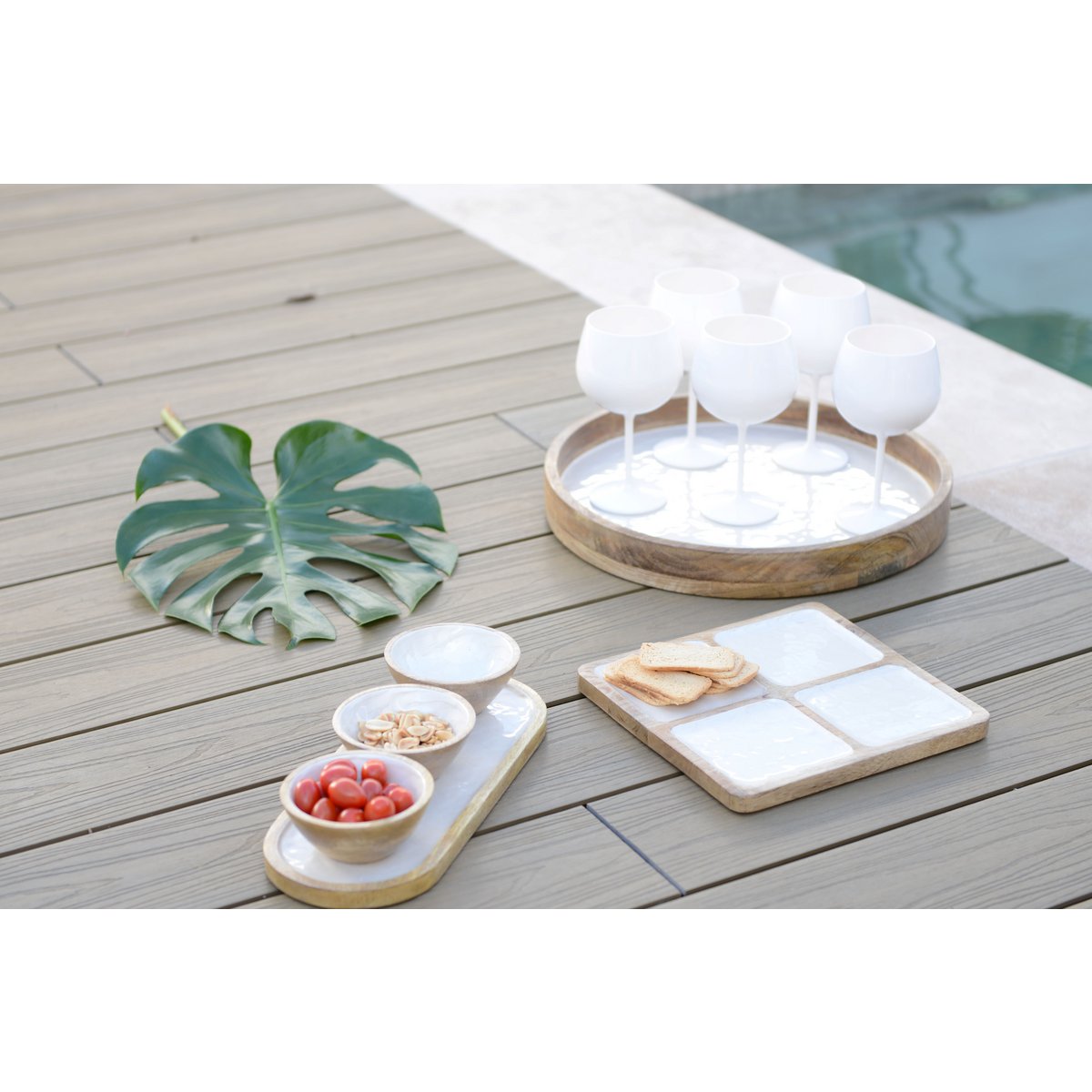 Square wooden serving platter 25.5cm with white accent, kitchen decor | CozyVibe

