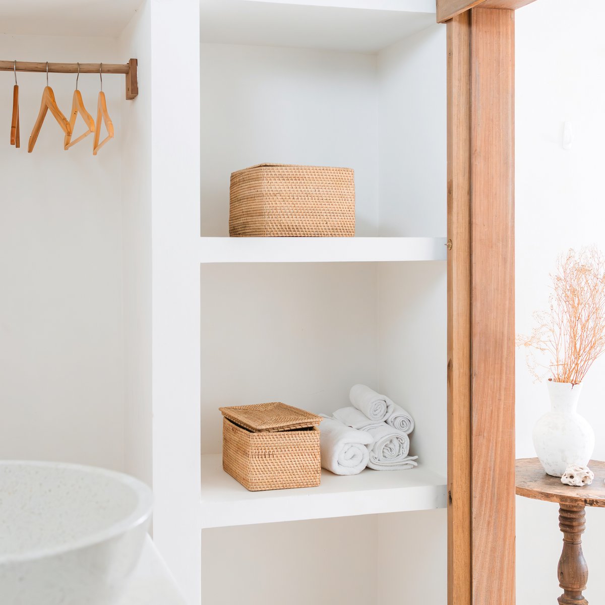 Handwoven GRAHA storage basket for cozy home décor by CozyVibe

