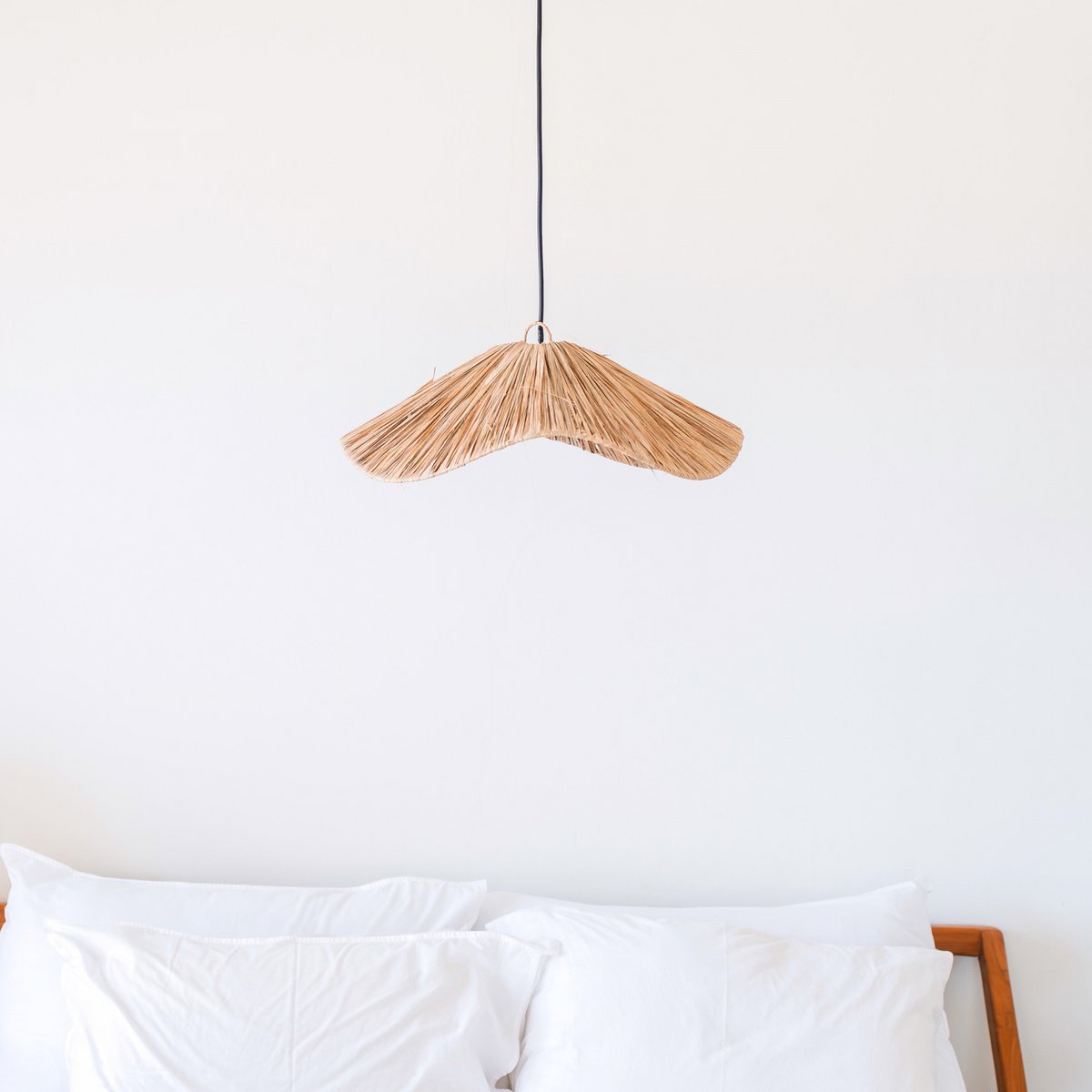 TAMPAH lampenkap – Handgemaakte raffia met golvende vorm