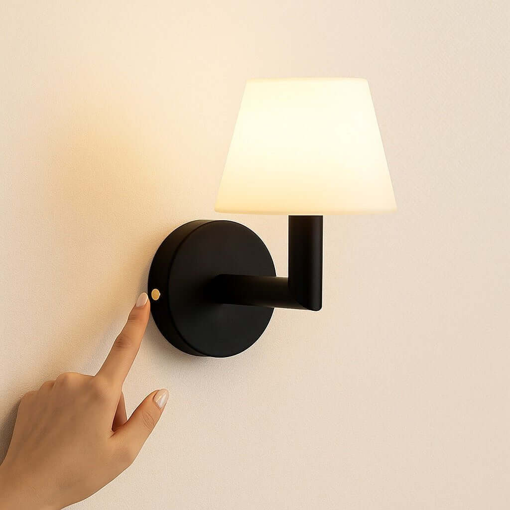 Ted Black – Wooden Rechargeable Wall Lamp | Cordless & Dimmable - CozyVibe.eu