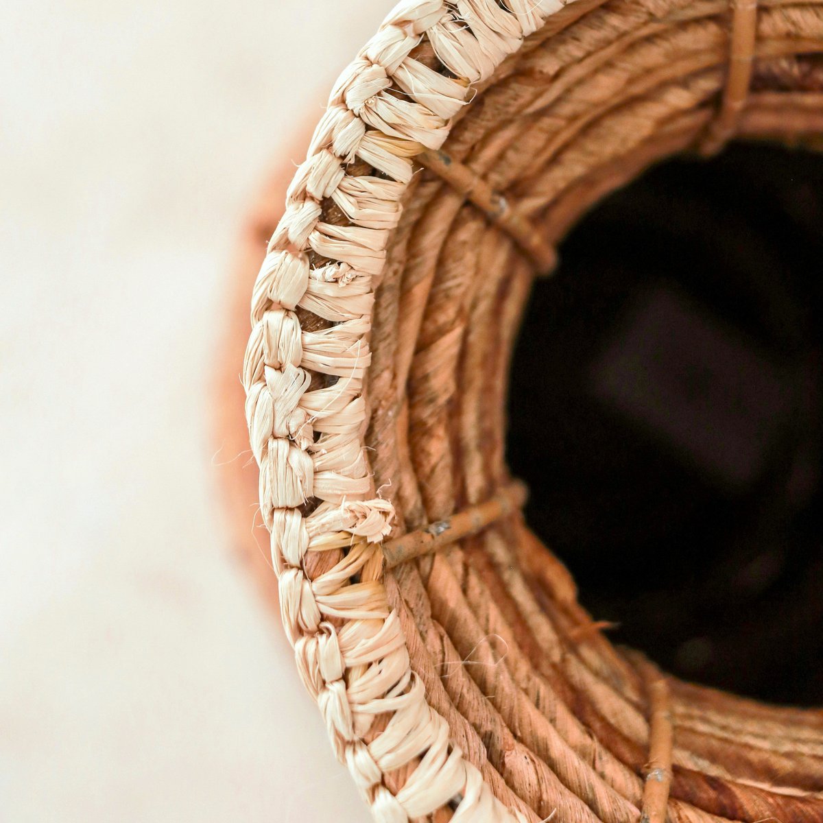 TUMBAK Vase - CozyVibe.eu