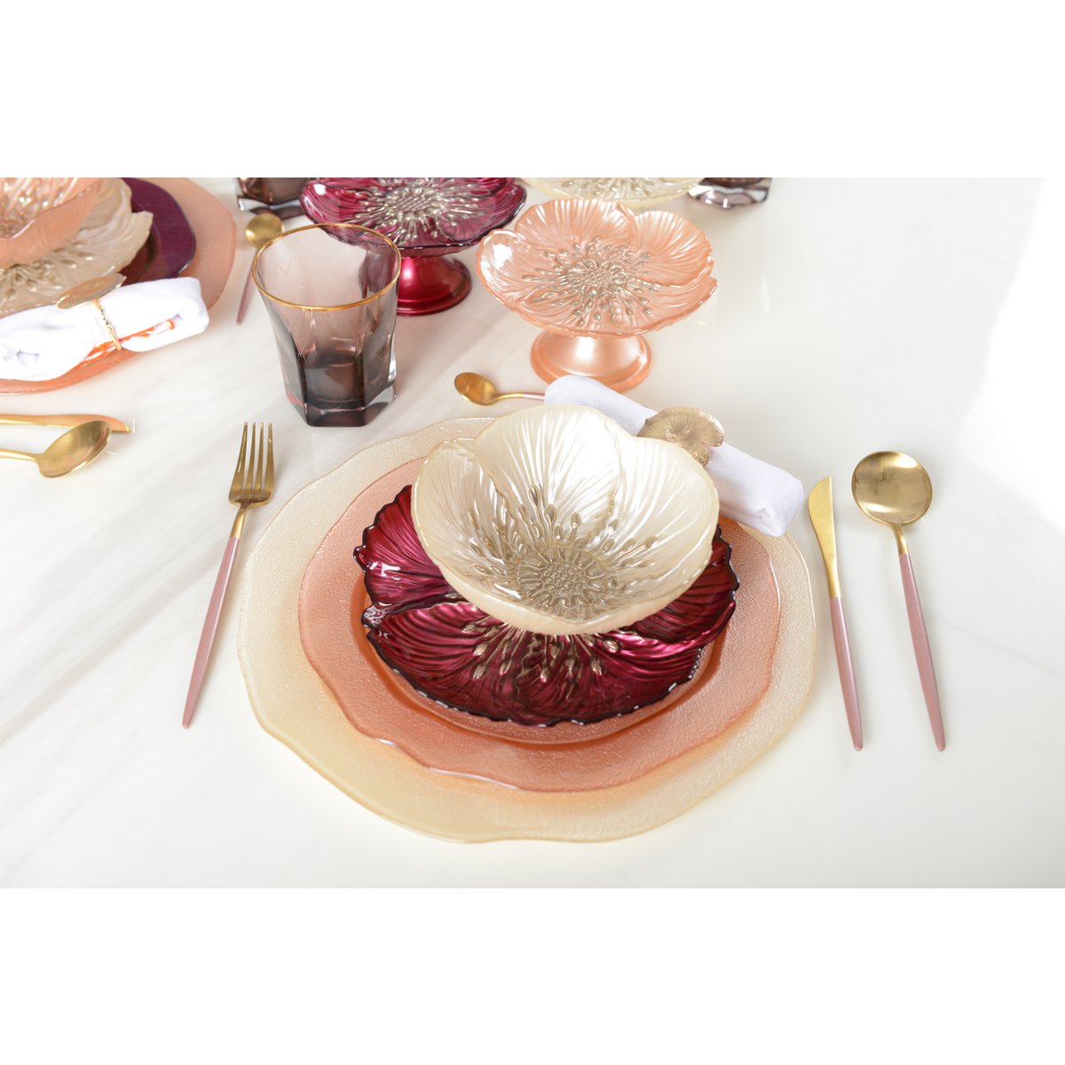 Vanilla Glass Plate – Flower Design for Stylish Dining - CozyVibe.eu