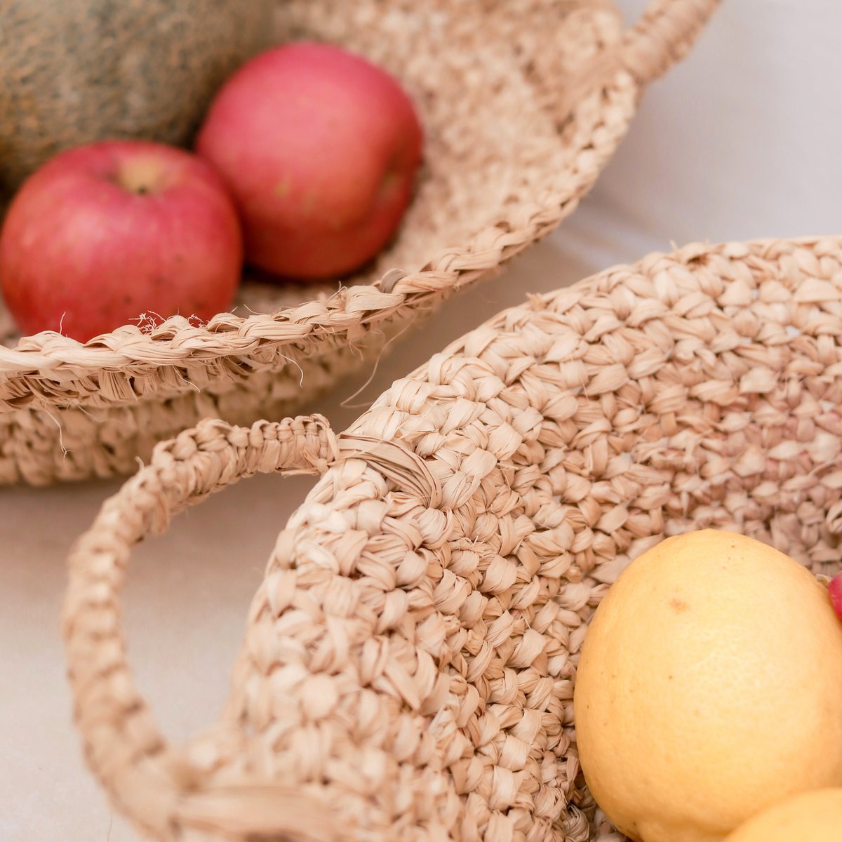 Woven Raffia Bowl | Fruit Bowl made from Light Natural Fibres | Bread Basket RAGA (2 sizes) - CozyVibe.eu